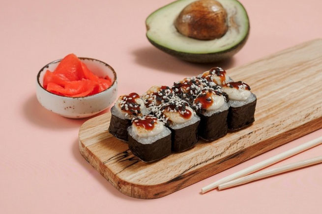 Фото Запеченный Классический ролл с крабом